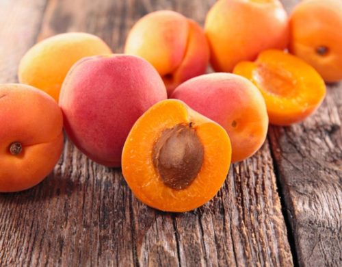 8 Health and Nutrition Benefits of Apricots